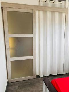 Tropikana 2-Bedroom Comfort House - 3