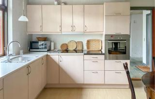 3 Bedroom Gorgeous Home In Millinge - 7