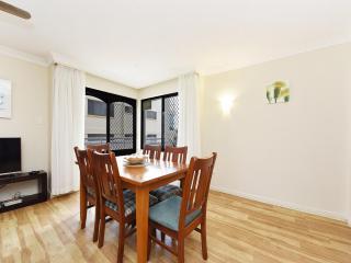 Beachfront Staycay - Cotton Tree - 4