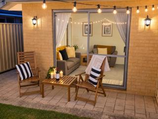 Private Coastal Apartment & Garden Perfect for Two - 6