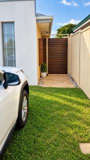 Private Coastal Apartment & Garden Perfect for Two - 8