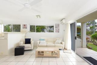 Ground Floor Beach Front Apartment - 3
