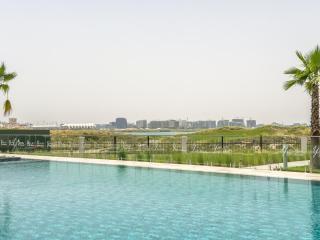 Golfside Luxe 1BR at Yas Golf Collection - 9