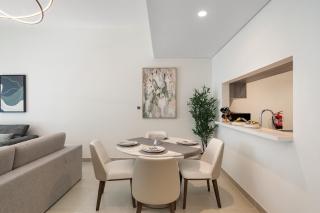 Golfside Luxe 1BR at Yas Golf Collection - 3