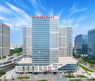 Ramada Plaza by Wyndham Jinan West Railway Station - 7