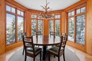 Slope-Side Chalet - Ski-In,Ski-Out with Hot Tub - 7