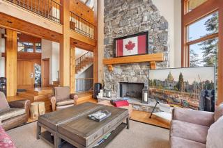 Slope-Side Chalet - Ski-In,Ski-Out with Hot Tub - 3