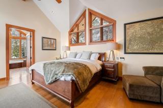 Slope-Side Chalet - Ski-In,Ski-Out with Hot Tub - 2