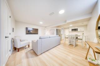 Pickering Village 2 Bedroom Retreat King and Queen 2 Bathrooms - 0