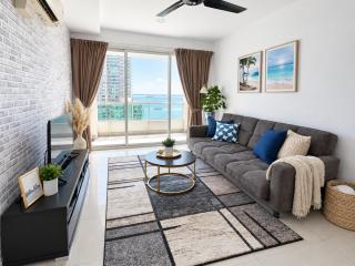 George Town High Floor Seaview Modern Suite 2BR Next to Gurney 23A - 0