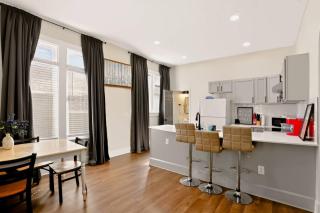 Spacious 3BR Near Downtown Indy - 8