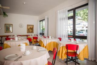 Hotel Meris - Milano Marittima - 3