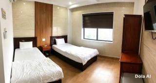 Tom Hotel - 6