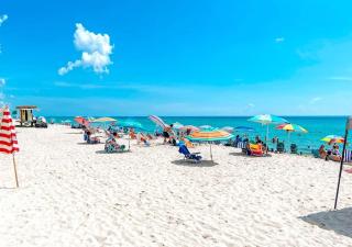 Oceanfront Condo - Private Beach -Heated Pool, Gym and Game Room - Hollywood Beach - Hollywood - 9