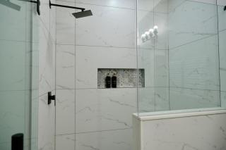 Spacious 3BR Duplex,Free Parking,Near Downtown & IAH - 4