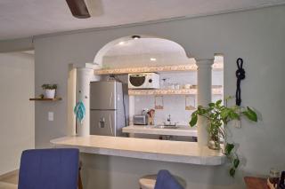 Private House with Pool, 2 Bedrooms, Parking & 2 Free Bikes - 5