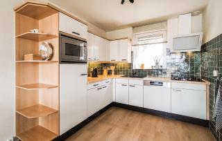 Nice Home In Stevensweert With Wifi - 5