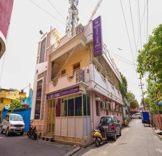 Vel Ohm Home Stay - 8