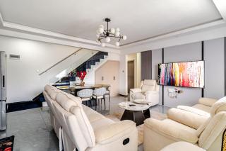Modern Three-Bedroom Penthouse in Kileleshwa - 0