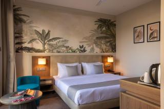 Sibaya Courtyard By Stone Wood Premier - 4