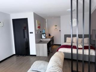 Escada Apartments - 3