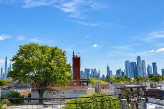 24 Guests FREE Parking+10 Min NYC+Backyard+Arcade - 9