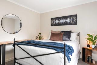 Broadleaf by the Beach Glenelg South - 4
