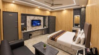 Sitara Grand, Near Har Ke Pauri, Haridwar - 4