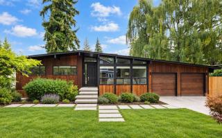 Modern Mercer Island 5BR Family Home w Deck - 0