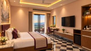 juSTa Luxe Monsoon Palace - 5