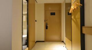 City Comfort Inn Wuhan Optics Valley OuYada Yangjiawan Metro Station - 6
