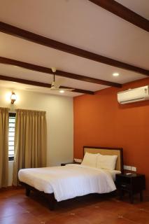Punnamada Resort - 9