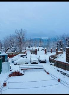 Gulmarg Palace - 0
