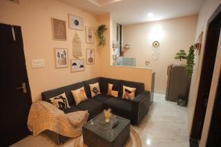 Urban Stay Fully Furnished and Equipped 1BHK Apart - 0