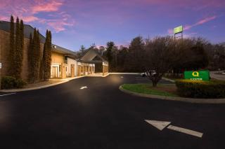 Quality Inn Asheville Airport - 6