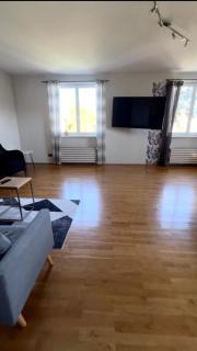 Big Apartment With Balcony - 5