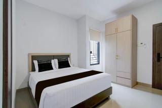 Collection O near Mall Ciputra formerly Lucky Stay - 2