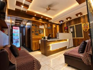 ARIVOO - Hotel Royal Aanandam - 0