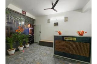 FabHotel Golden Cherry - 3