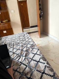 Crest Himalayan Aura - 4