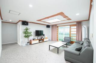 Songjeong Coco Hotel - 6