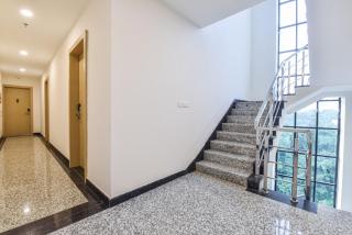 Hotel Luxury Inn - 5