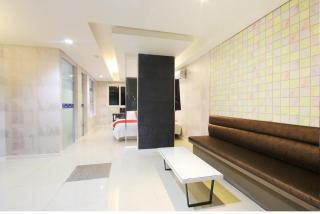 Songjeong V Hotel - 9