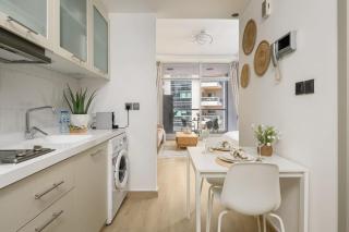 Modern studio near the beach - 8