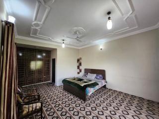 Hill Top Villa with Beautiful Views - 7