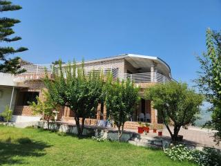 Hill Top Villa with Beautiful Views - 6