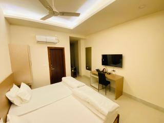 Ishwara's Enclave - 5
