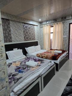 Celebrate Vacation Hotel Badrinath - 5