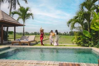 3BR Villa with Rice Field View & Private Pool near Canggu - 8