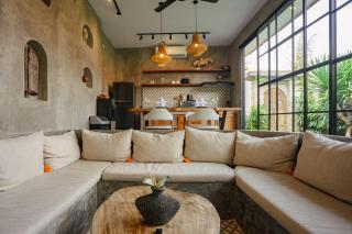 2BR Industrial Luxury Villa Private Pool Canggu - 7